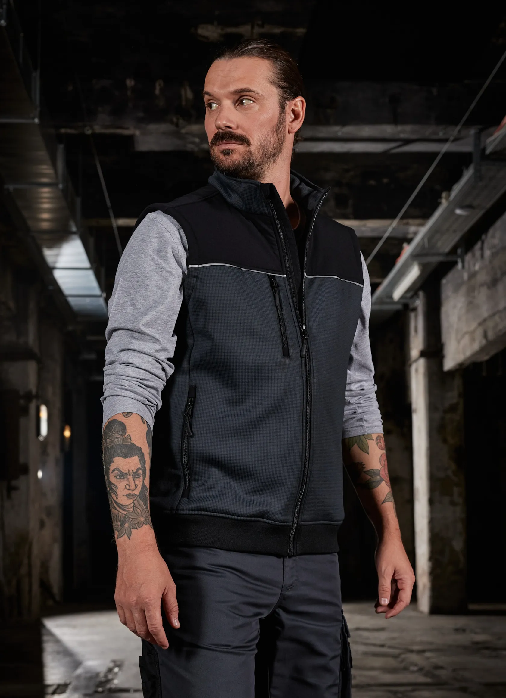 James & Nicholson Hybrid Workwear Vest