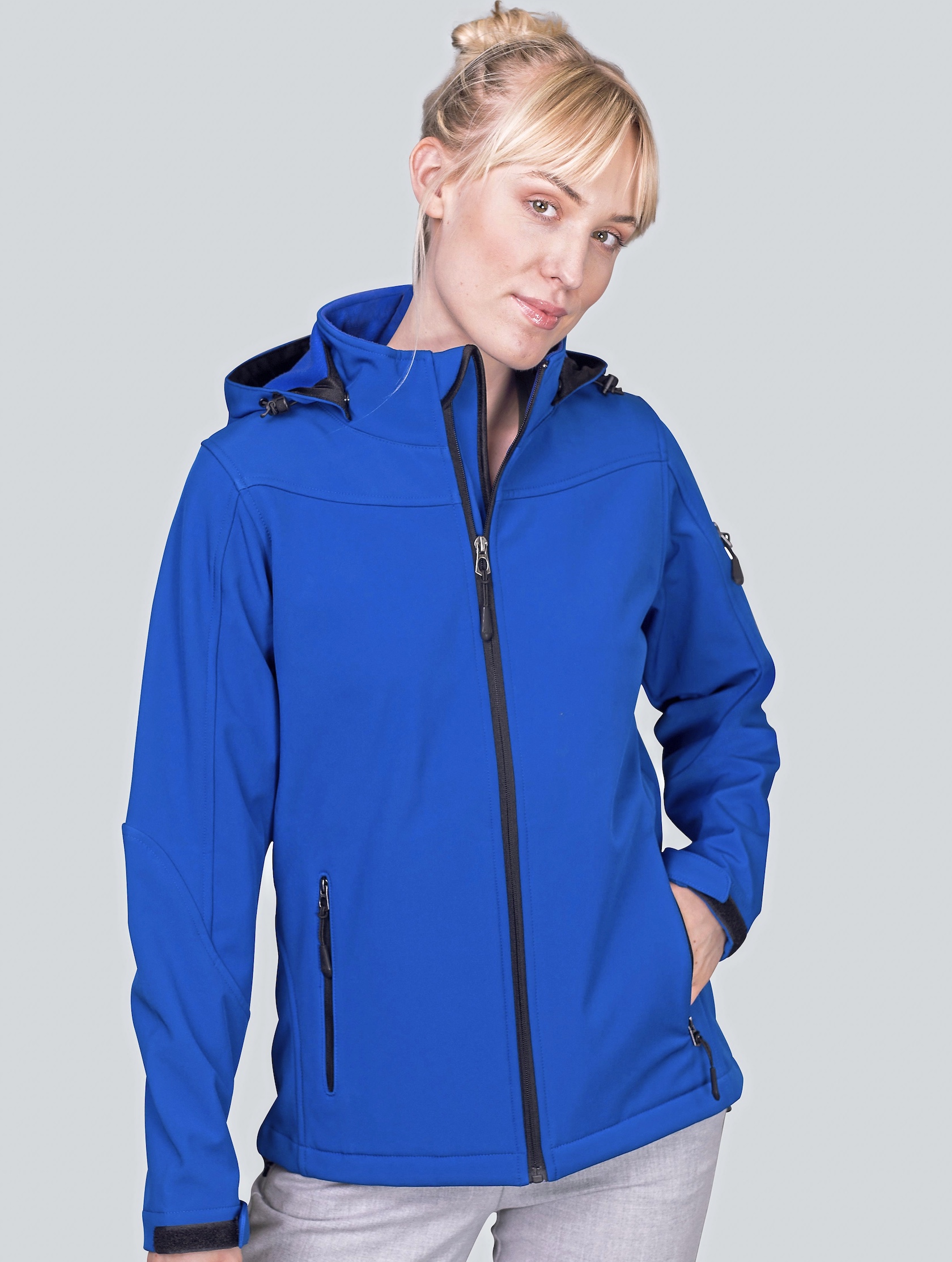 HRM Women's Hooded Soft-Shell Jacket